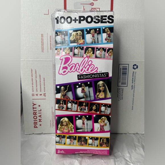 Barbie Fashionistas 2009 Wild Barbie - Picture 8 of 9